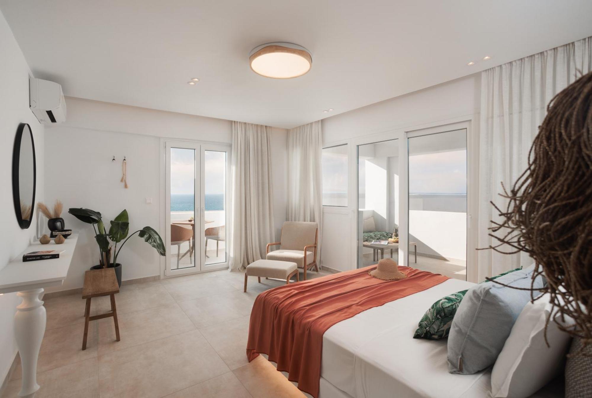 Seanfinity Beachfront Suites 미크리 비글라 외부 사진
