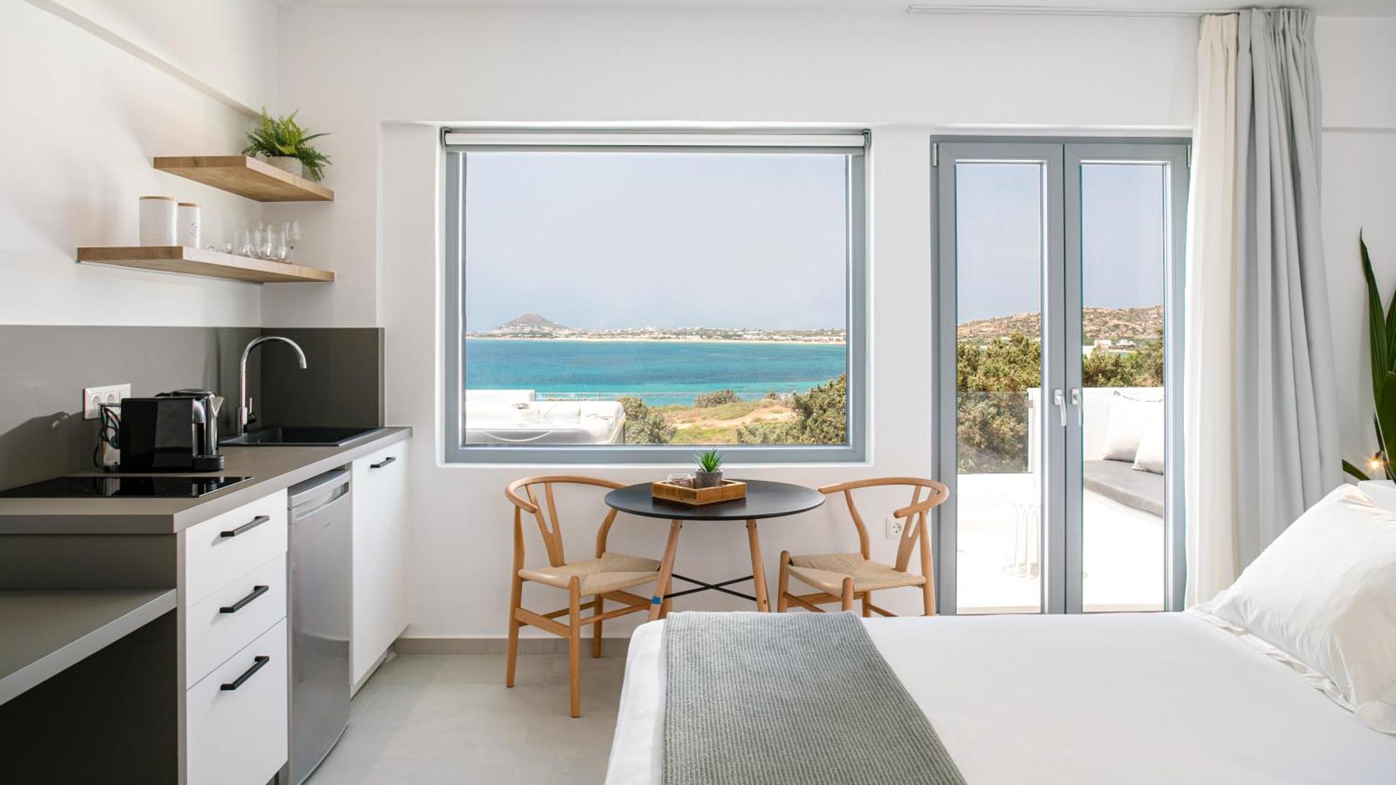 Seanfinity Beachfront Suites 미크리 비글라 외부 사진